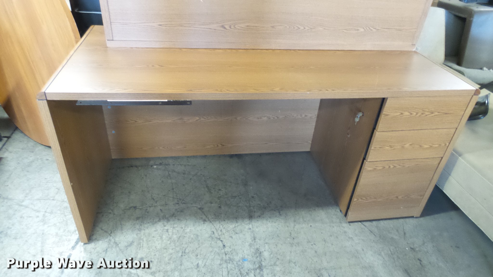 Office furniture in Wichita, KS Item DO9551 sold Purple Wave