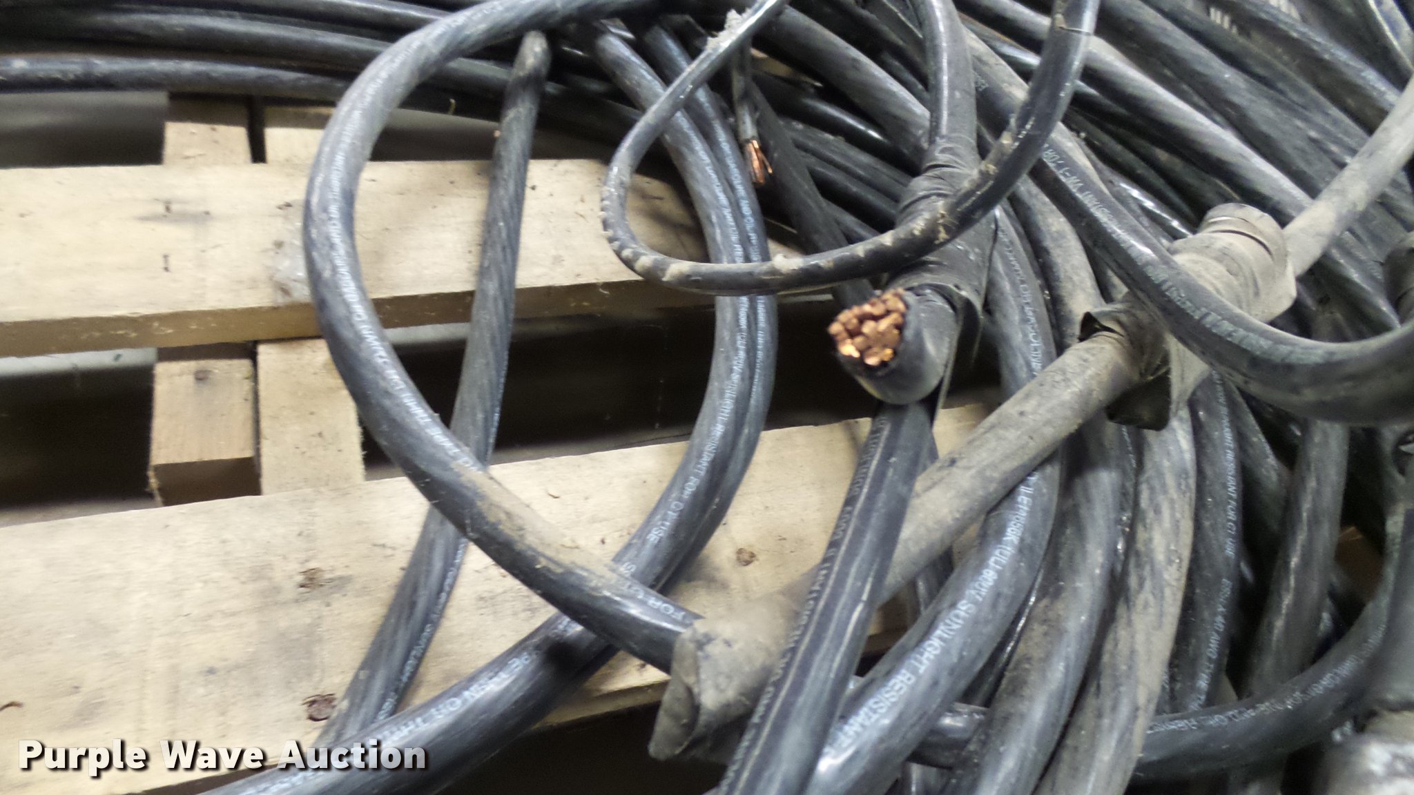 4/0 copper wire in Hutchinson, KS | Item DO9678 sold | Purple Wave