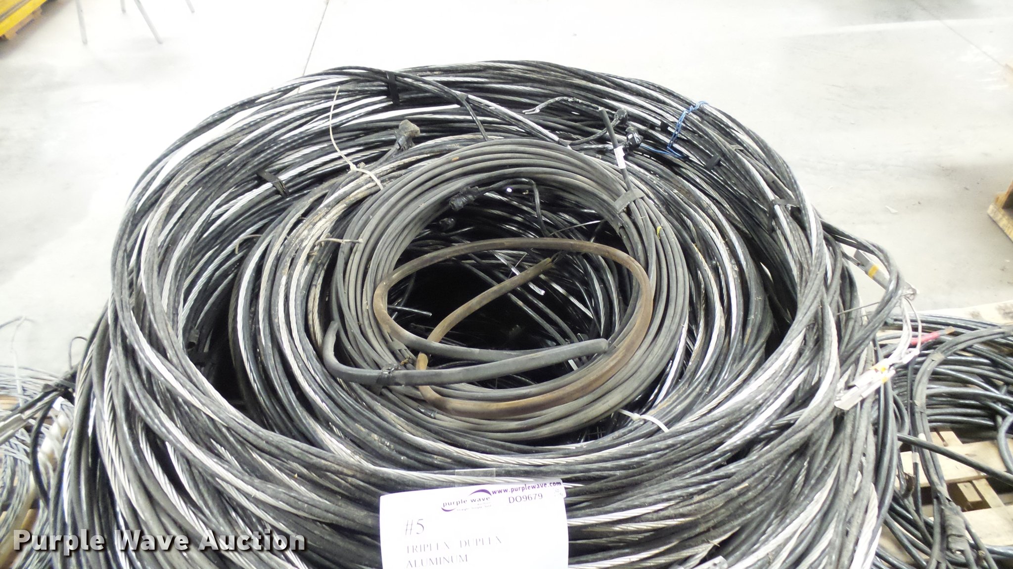 Aluminum triplex/duplex wire in Hutchinson, KS | Item DO9679 sold ...