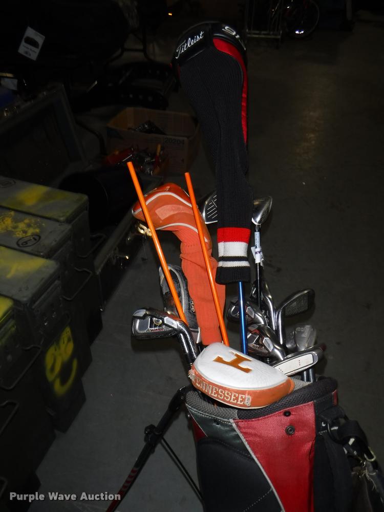 image for item CA9512 (15) golf clubs