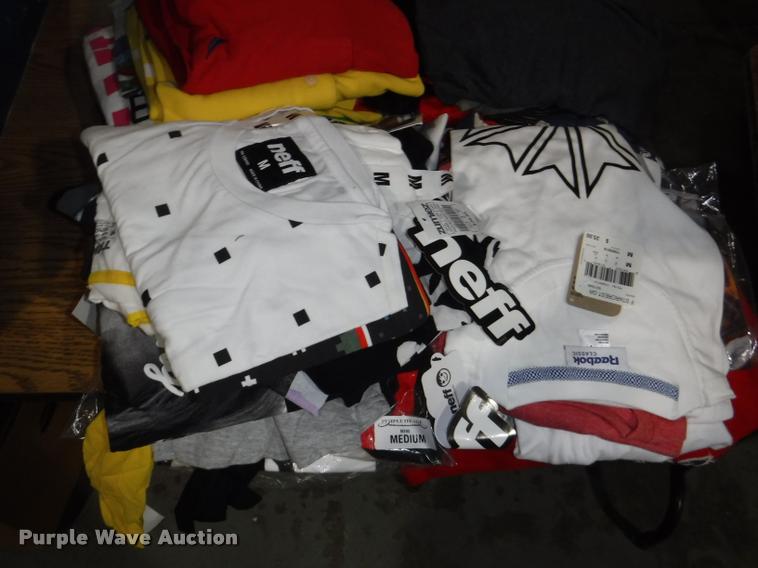 image for item CA9532 Approximately 81 shirts