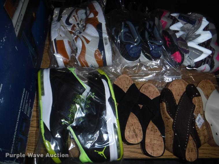 image for item CA9533 (30) pairs of shoes