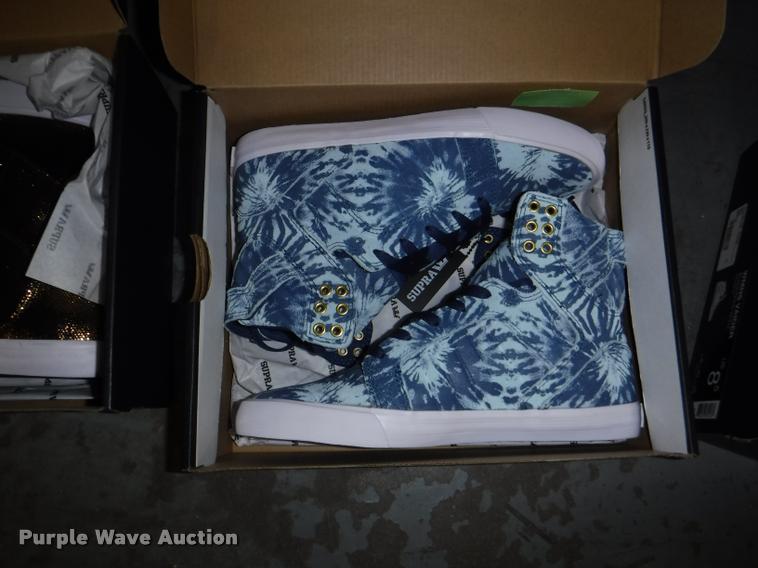 image for item CA9533 (30) pairs of shoes