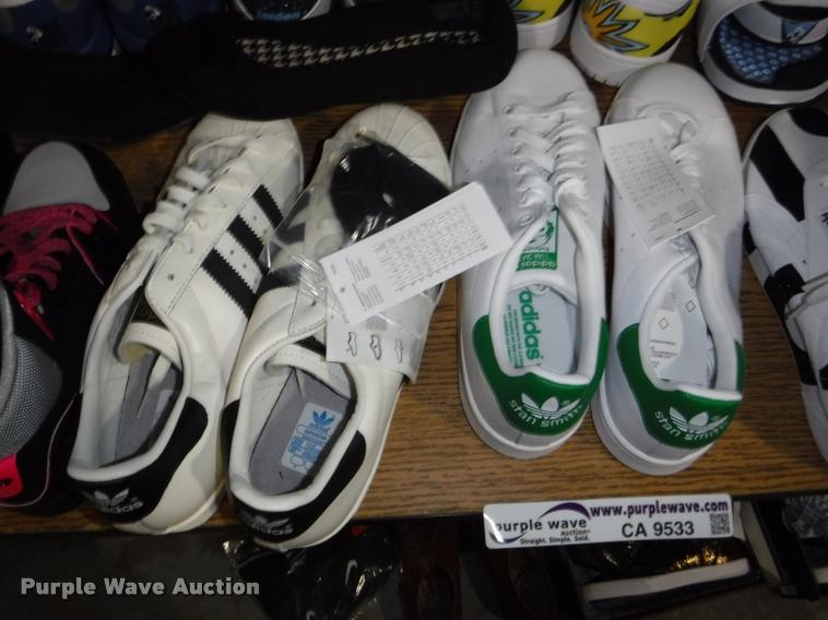 image for item CA9533 (30) pairs of shoes