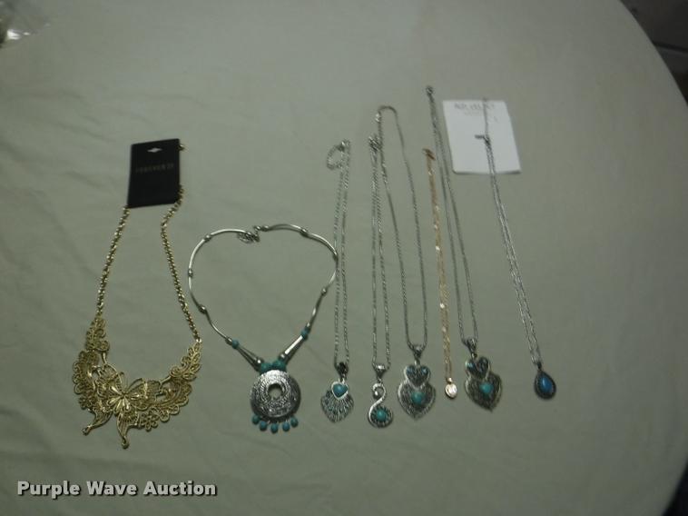 image for item CA9581 (8) necklaces