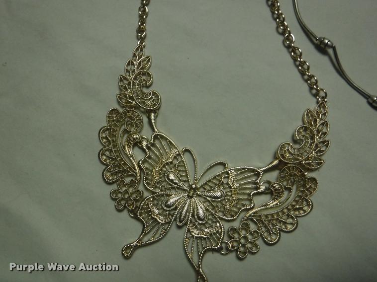 image for item CA9581 (8) necklaces