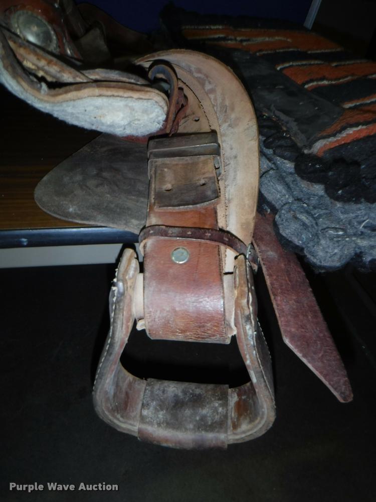 Horse riding equipment in Manhattan, KS Item CA9623 sold Purple Wave