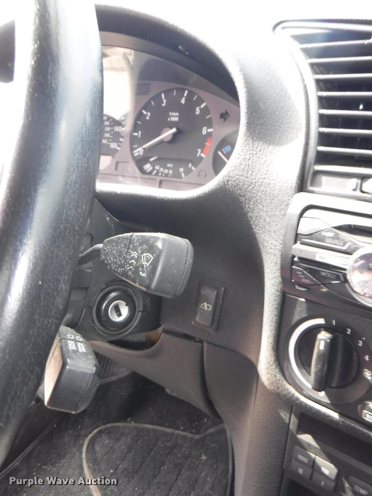 image for item DB3981 1993 BMW 325i