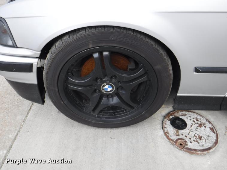 image for item DB3981 1993 BMW 325i