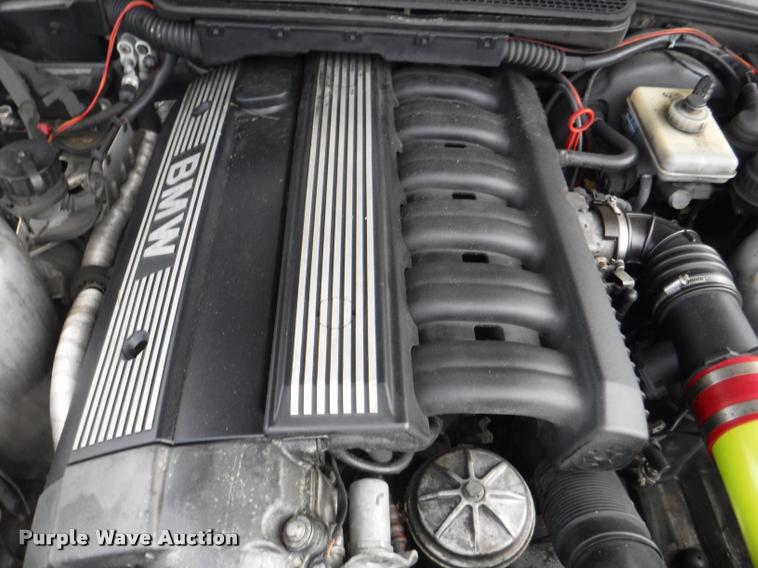 image for item DB3981 1993 BMW 325i