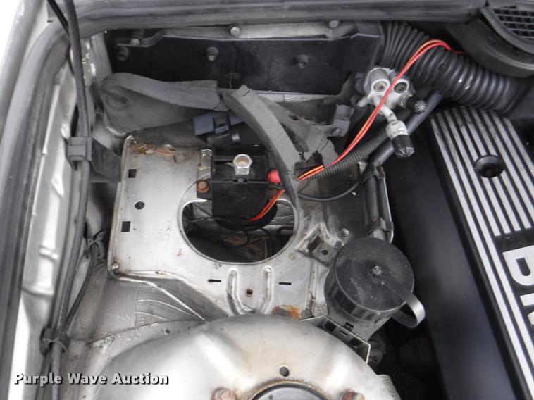 image for item DB3981 1993 BMW 325i