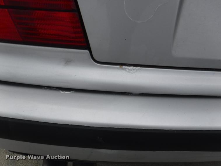 image for item DB3981 1993 BMW 325i