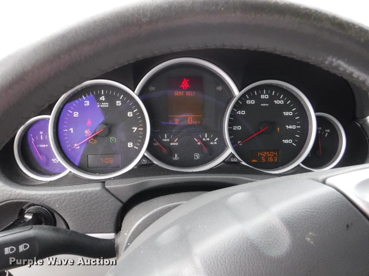 image for item DB3982 2004 Porsche Cayenne S SUV