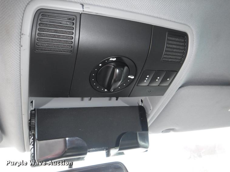 image for item DB3982 2004 Porsche Cayenne S SUV