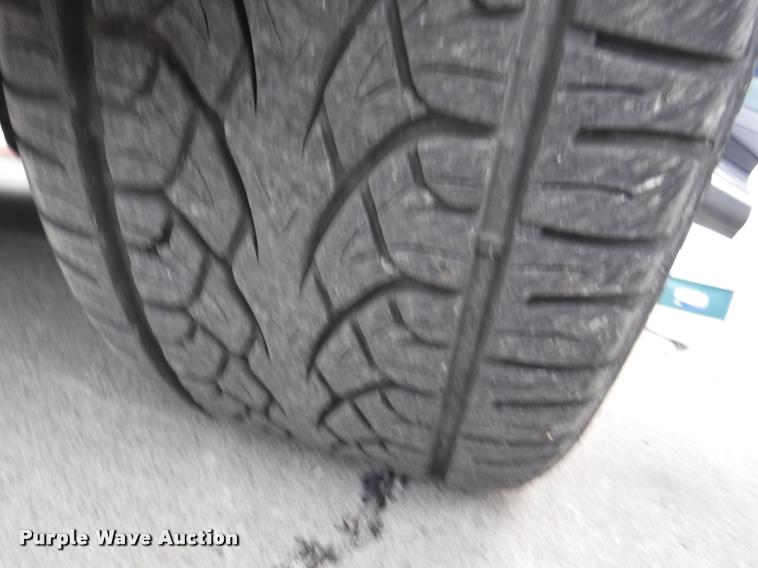 image for item DB3982 2004 Porsche Cayenne S SUV