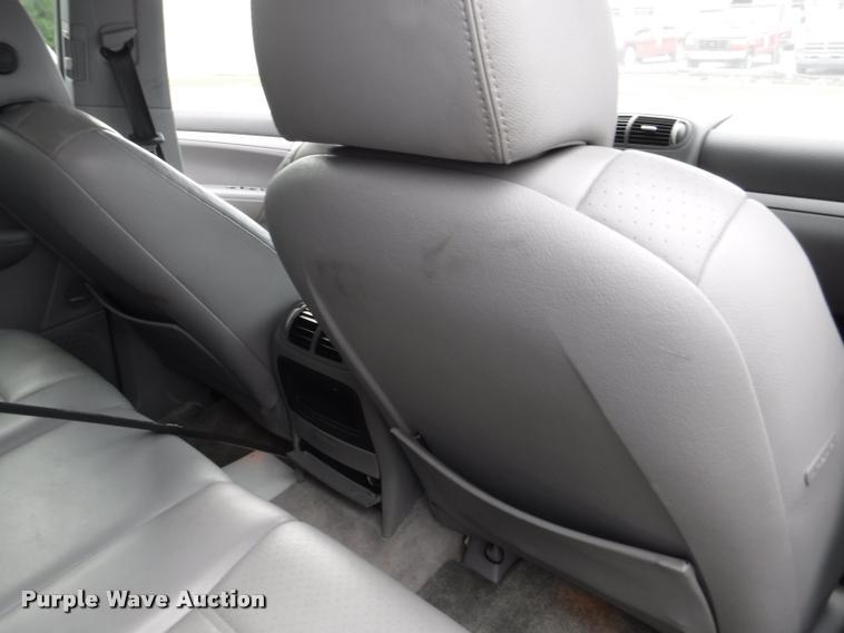 image for item DB3982 2004 Porsche Cayenne S SUV