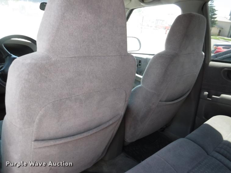 image for item DB3984 2002 Chevrolet Blazer LS SUV