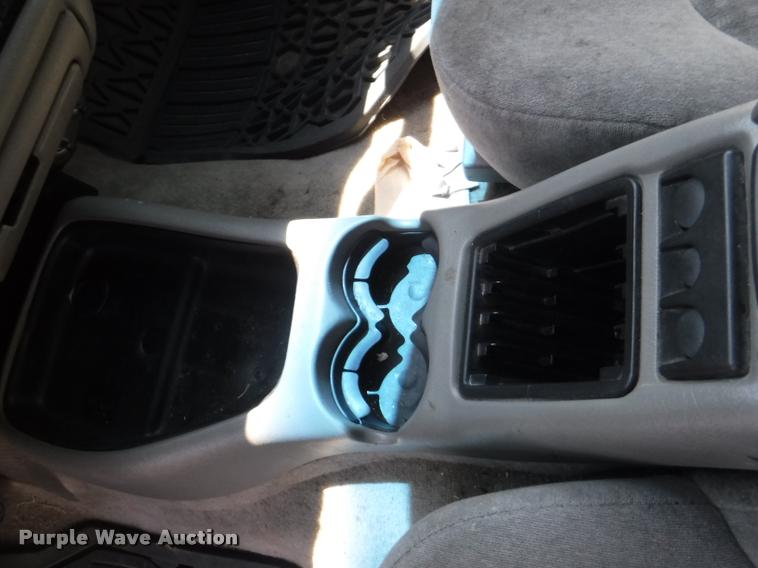 image for item DB3984 2002 Chevrolet Blazer LS SUV