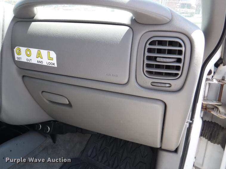 image for item DB3984 2002 Chevrolet Blazer LS SUV