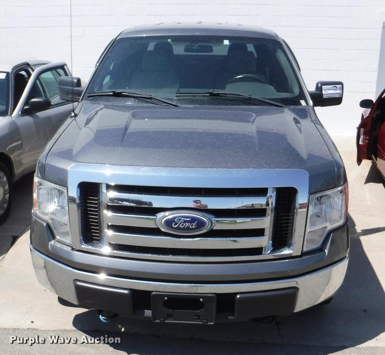 image for item DB3987 2010 Ford F150 XLT SuperCrew pickup truck