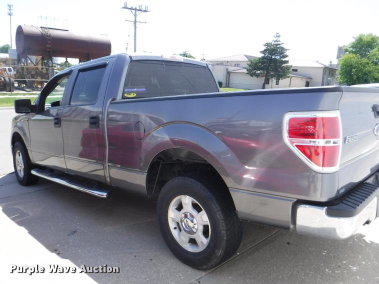 image for item DB3987 2010 Ford F150 XLT SuperCrew pickup truck