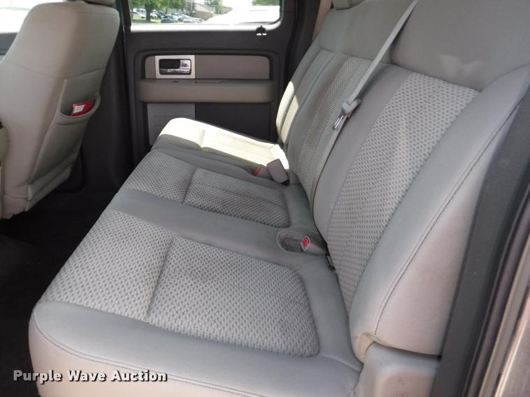 image for item DB3987 2010 Ford F150 XLT SuperCrew pickup truck