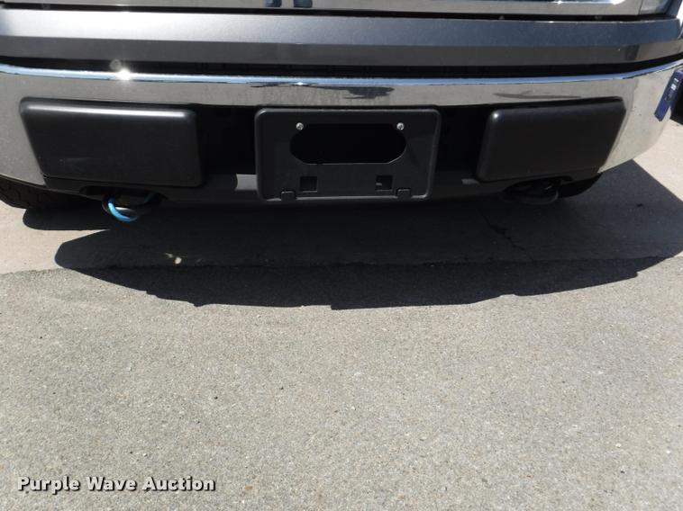 image for item DB3987 2010 Ford F150 XLT SuperCrew pickup truck