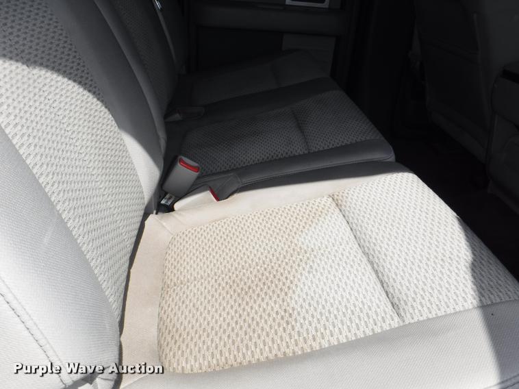 image for item DB3987 2010 Ford F150 XLT SuperCrew pickup truck