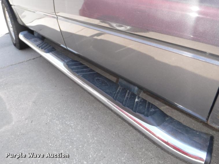 image for item DB3987 2010 Ford F150 XLT SuperCrew pickup truck