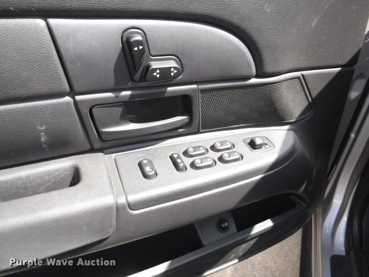 image for item DB3988 2005 Ford Crown Victoria Police Interceptor