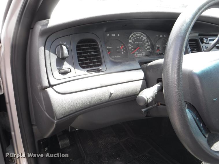 image for item DB3988 2005 Ford Crown Victoria Police Interceptor