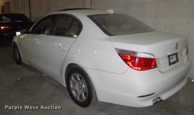 image for item DB3990 2004 BMW 525i