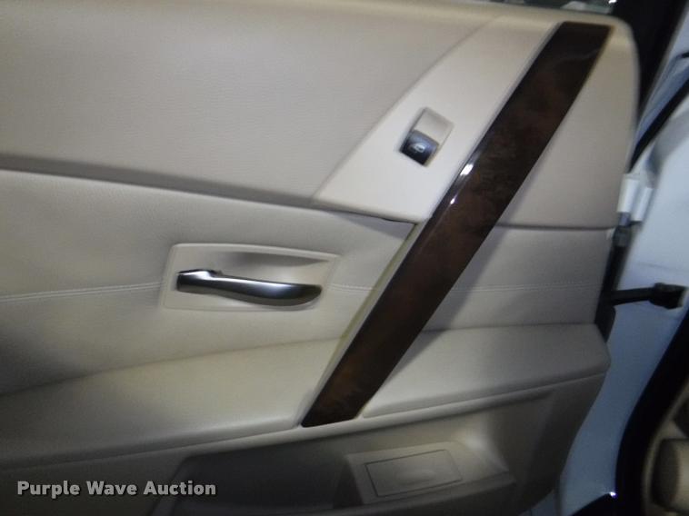 image for item DB3990 2004 BMW 525i