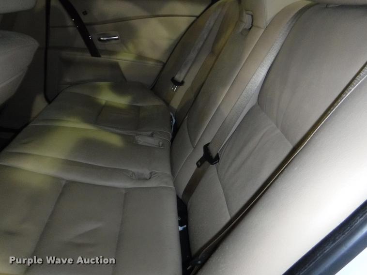 image for item DB3990 2004 BMW 525i