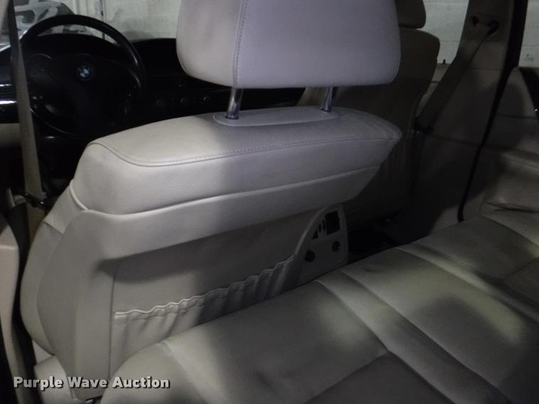 image for item DB3990 2004 BMW 525i