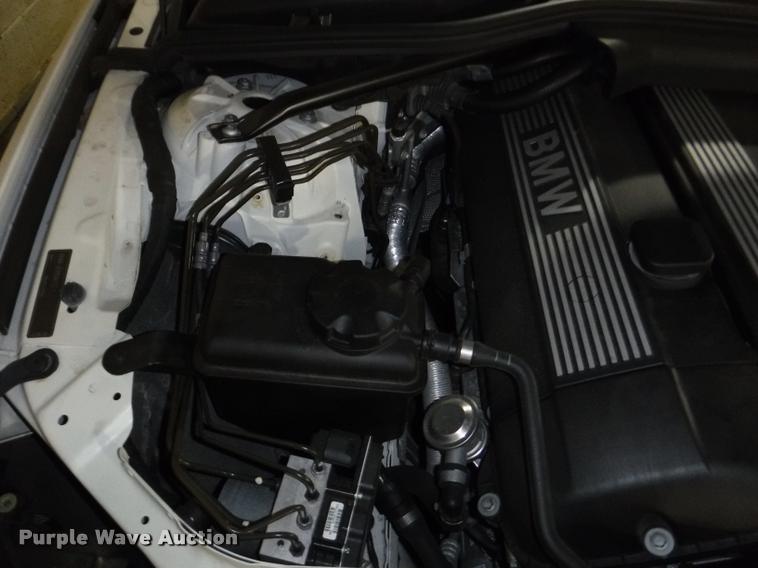 image for item DB3990 2004 BMW 525i