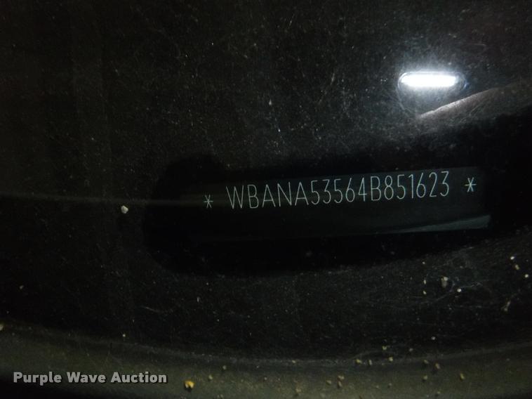 image for item DB3990 2004 BMW 525i