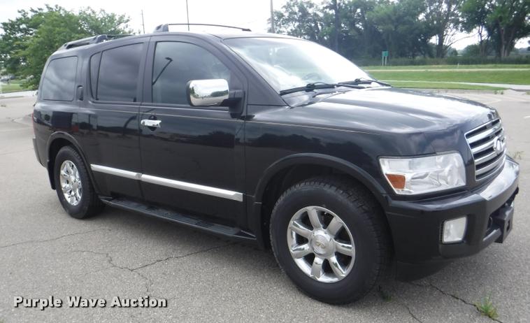 image for item K5960 2005 Infiniti QX56 SUV