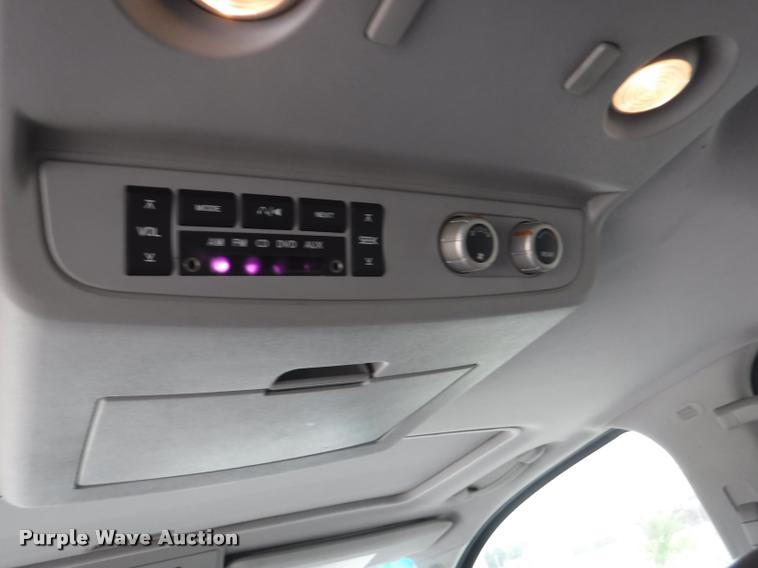 image for item K5960 2005 Infiniti QX56 SUV