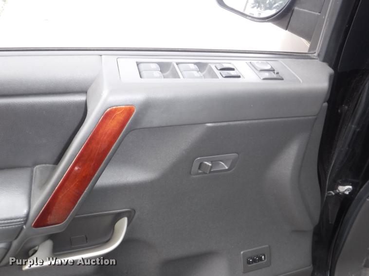 image for item K5960 2005 Infiniti QX56 SUV