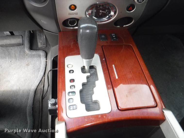 image for item K5960 2005 Infiniti QX56 SUV