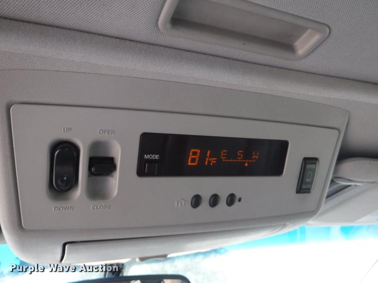 image for item K5960 2005 Infiniti QX56 SUV