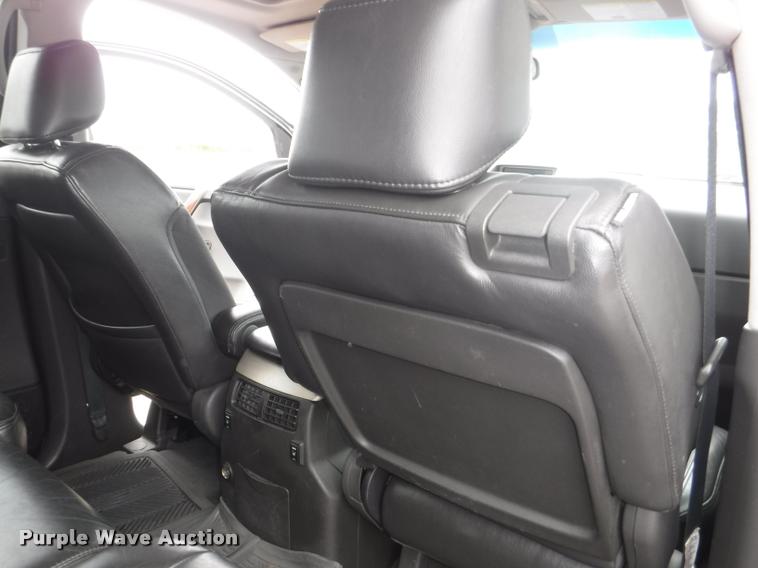 image for item K5960 2005 Infiniti QX56 SUV