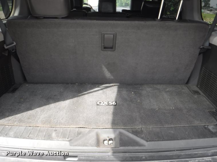 image for item K5960 2005 Infiniti QX56 SUV