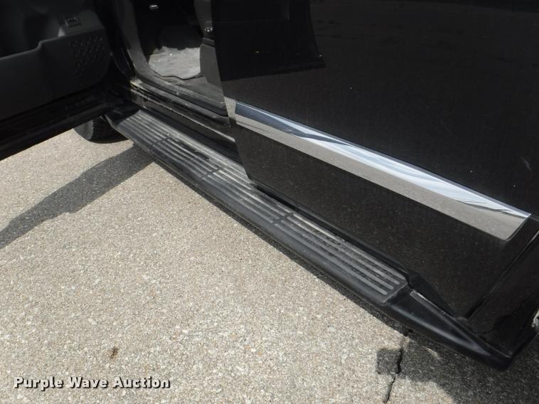 image for item K5960 2005 Infiniti QX56 SUV