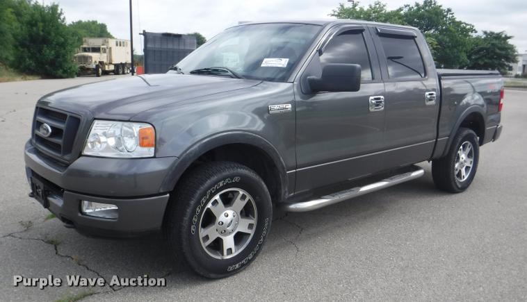 image for item K5961 2005 Ford F150 SuperCrew pickup truck