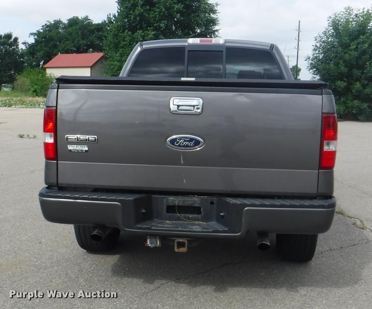 image for item K5961 2005 Ford F150 SuperCrew pickup truck