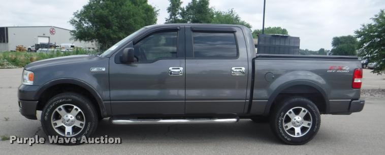 image for item K5961 2005 Ford F150 SuperCrew pickup truck