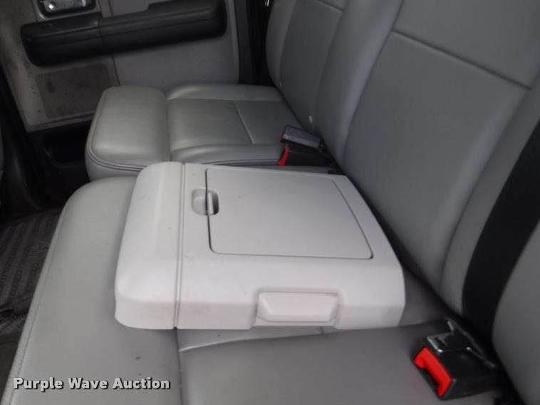 image for item K5961 2005 Ford F150 SuperCrew pickup truck