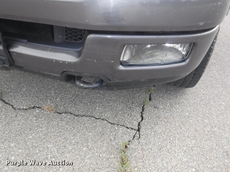 image for item K5961 2005 Ford F150 SuperCrew pickup truck